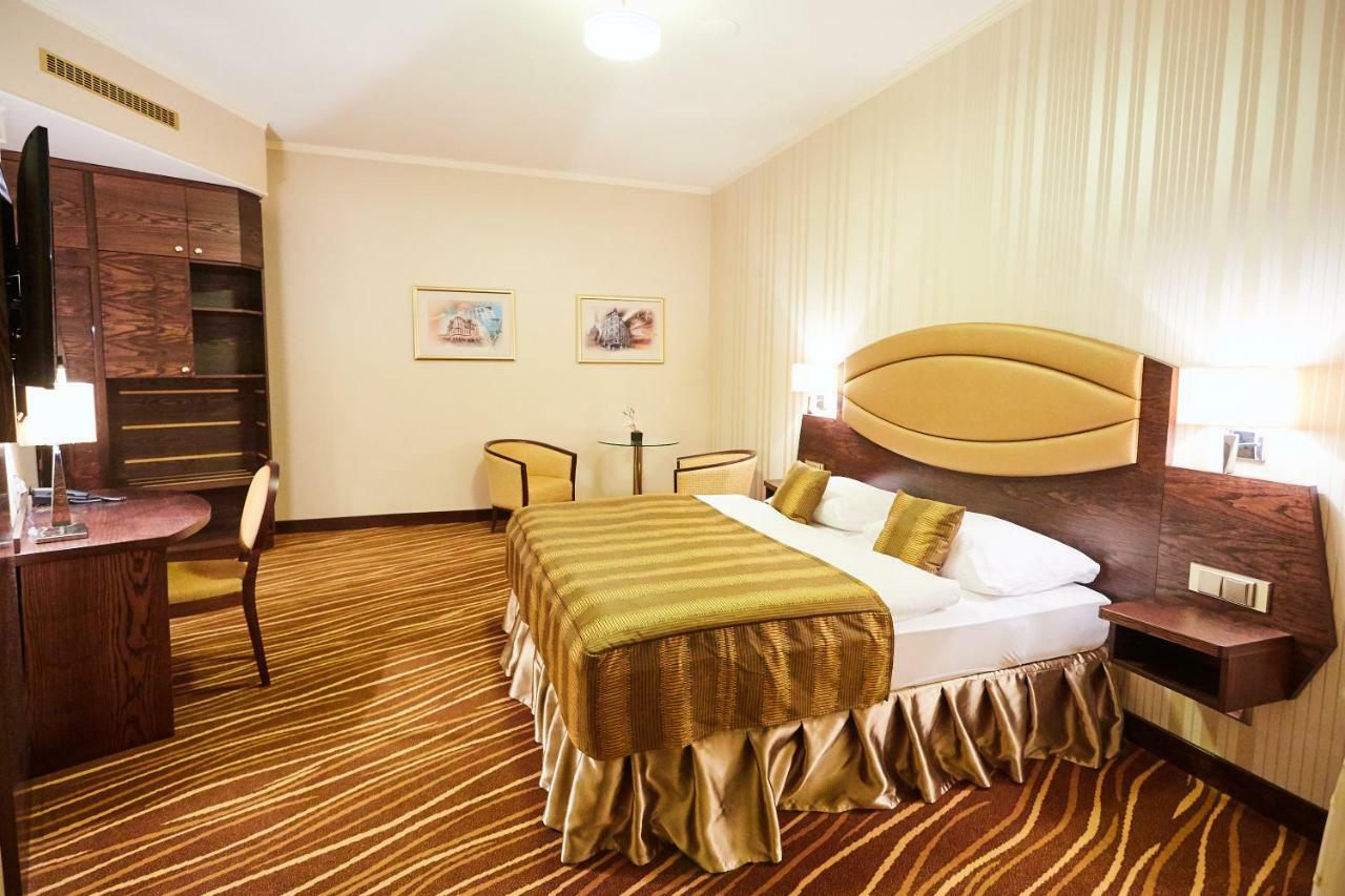 Casino&Hotel Admiral Alzbetin Železná Ruda Εξωτερικό φωτογραφία